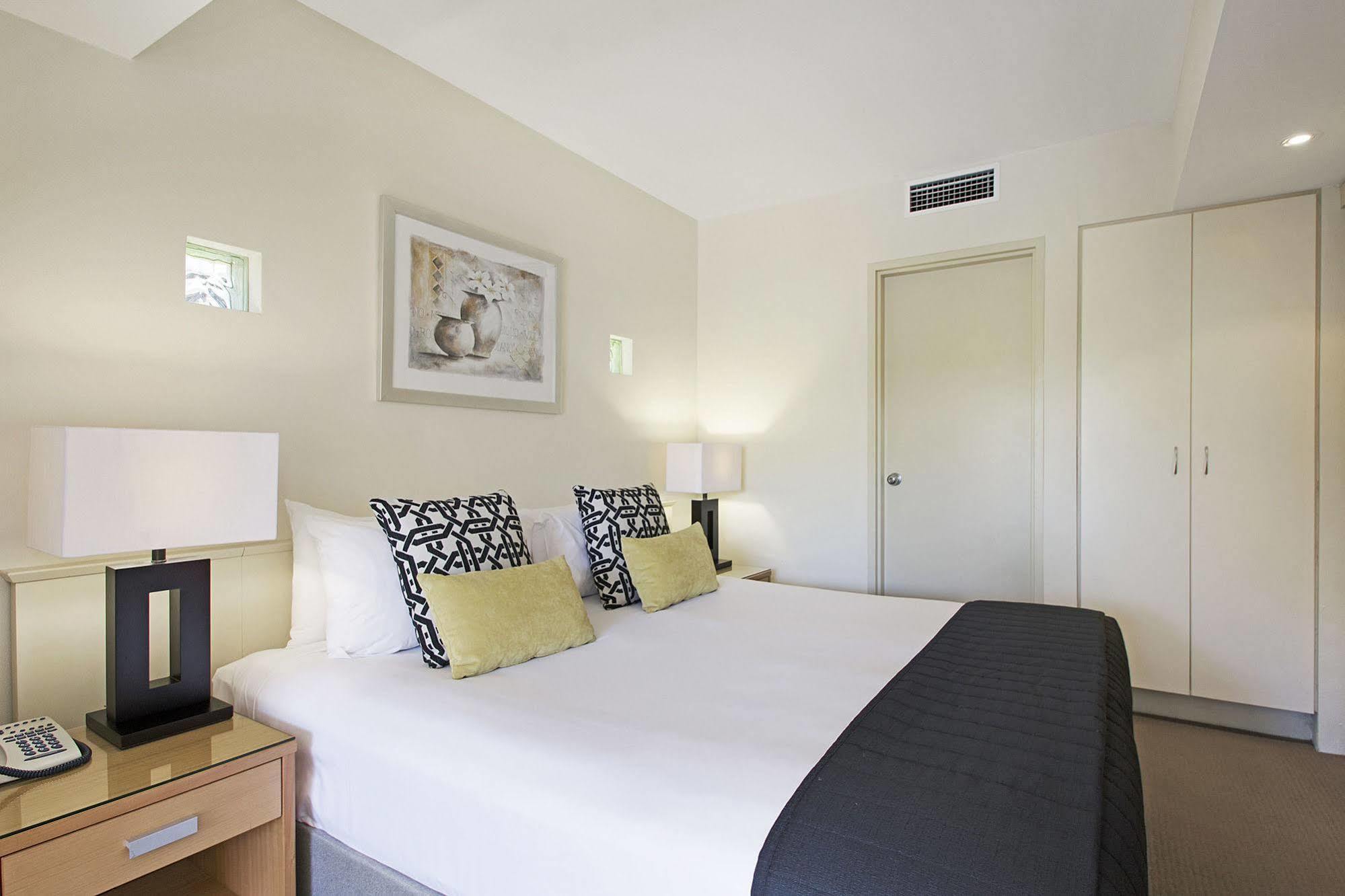Mantra French Quarter Noosa Aparthotel Exteriör bild